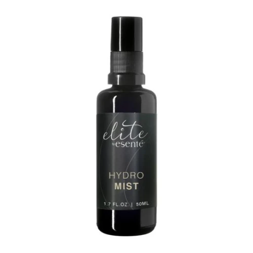 Refreshing face mist spray close-up